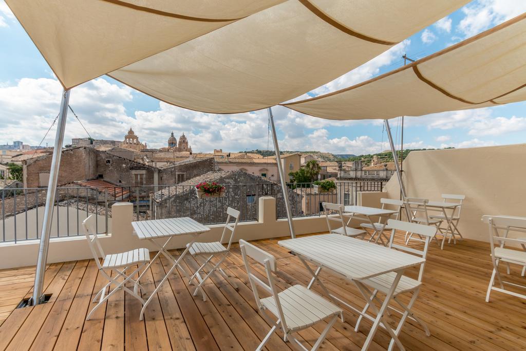 Terrazza Dei Sogni Bed and Breakfast Ragusa Exteriör bild